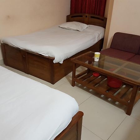 Hotel Diamond Park Dakhin Kattali Экстерьер фото